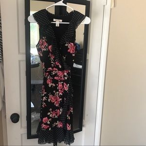 Beautiful black & pink ruffle wrap floral dress